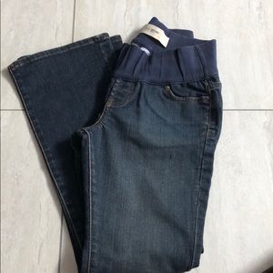 (SOLD) Gap maternity jeans